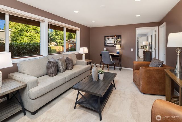 12042 SE 52nd Street, Bellevue, WA 98006