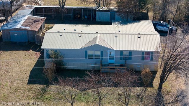 21409 9th Street, Howe, OK 74940