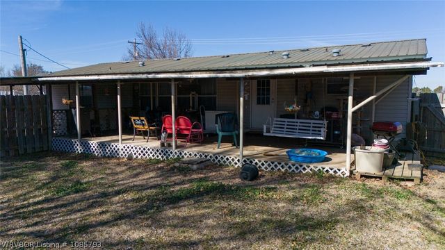21409 9th Street, Howe, OK 74940