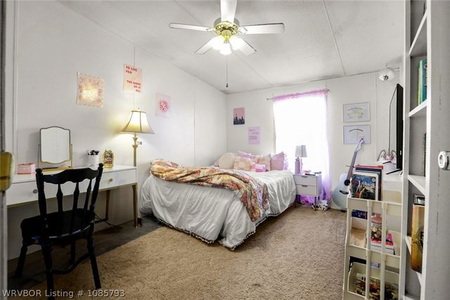 21409 9th Street, Howe, OK 74940