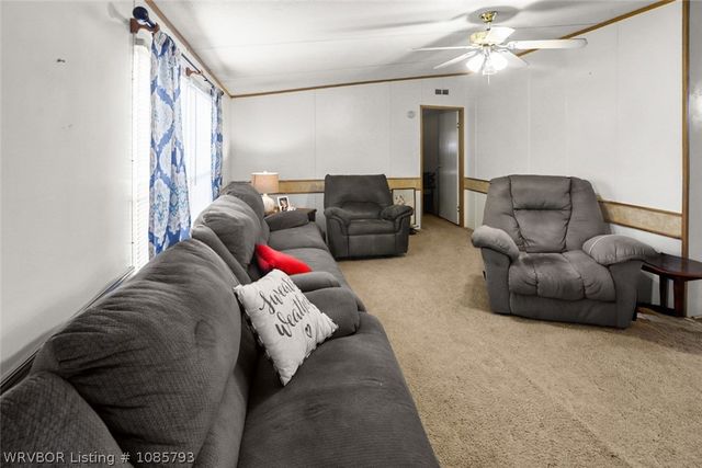 21409 9th Street, Howe, OK 74940