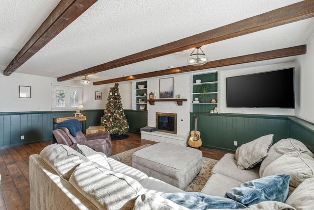 2220 W 60th St N, Wichita, KS 67204