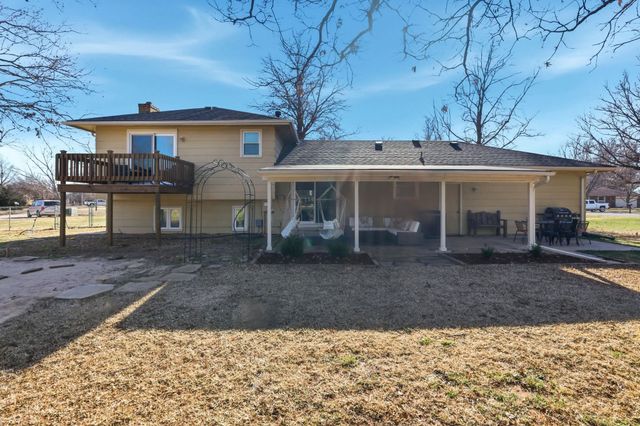 2220 W 60th St N, Wichita, KS 67204