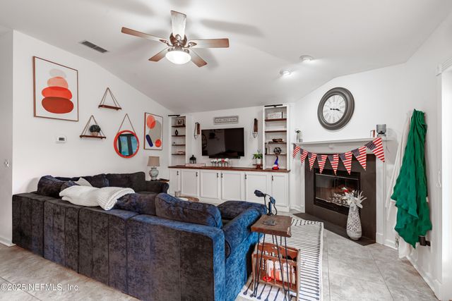 2957 GOLDEN POND Boulevard, Orange Park, FL 32073