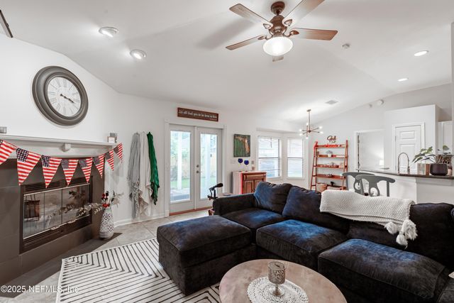 2957 GOLDEN POND Boulevard, Orange Park, FL 32073