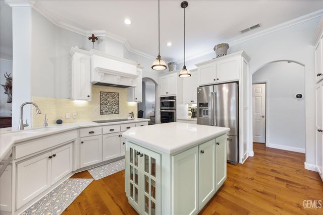 10206 Salisbury Drive, Bakersfield, CA 93311