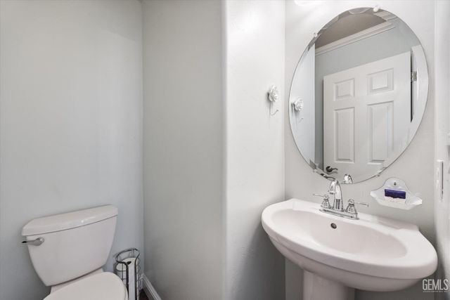10206 Salisbury Drive, Bakersfield, CA 93311