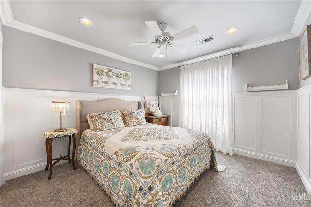 10206 Salisbury Drive, Bakersfield, CA 93311