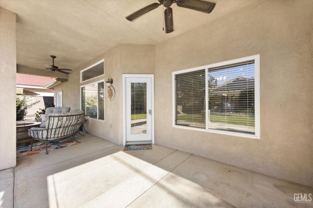 10206 Salisbury Drive, Bakersfield, CA 93311