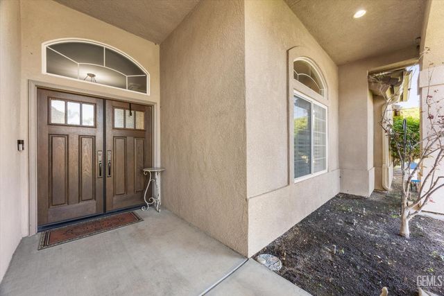 10206 Salisbury Drive, Bakersfield, CA 93311