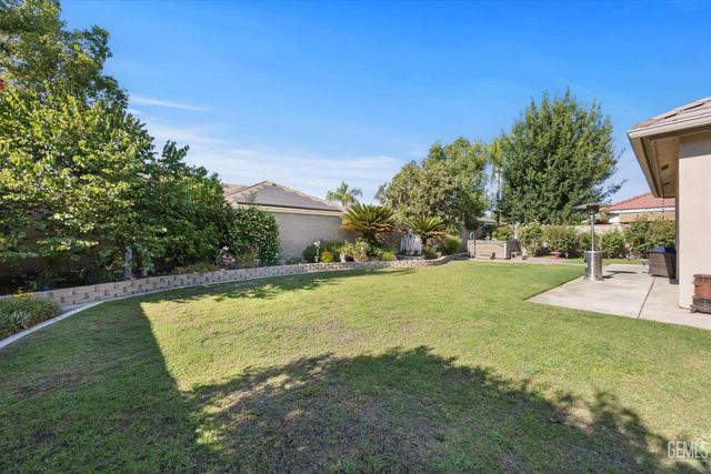 10206 Salisbury Drive, Bakersfield, CA 93311