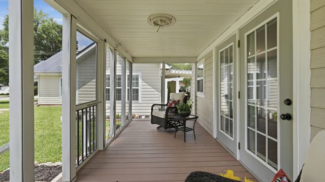 801 S High St, Winchester, TN 37398