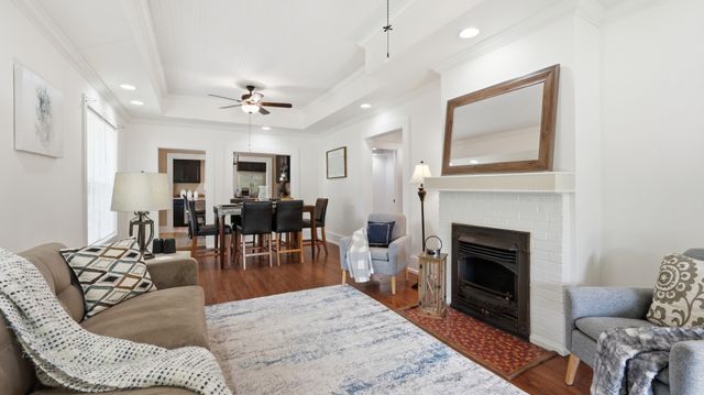801 S High St, Winchester, TN 37398