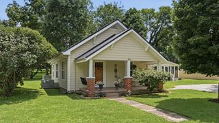 801 S High St, Winchester, TN 37398