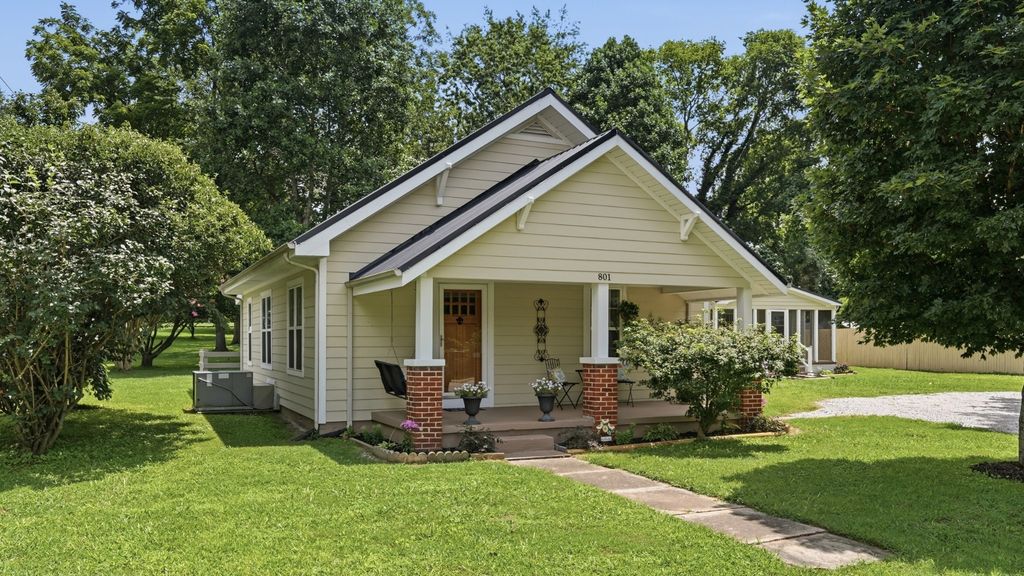 801 S High St, Winchester, TN 37398
