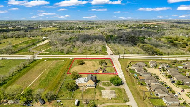 3745 Clayhead Road, Richmond, TX 77406