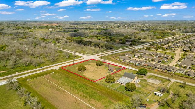 3745 Clayhead Road, Richmond, TX 77406