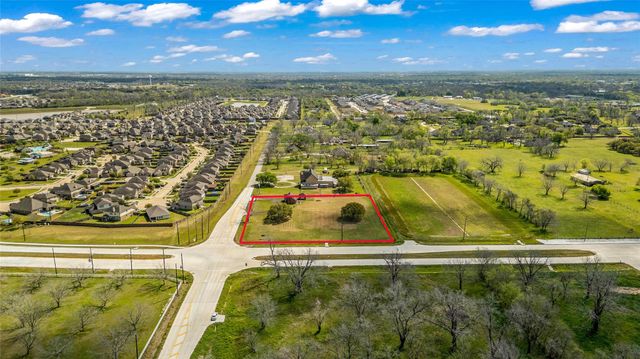 3745 Clayhead Road, Richmond, TX 77406