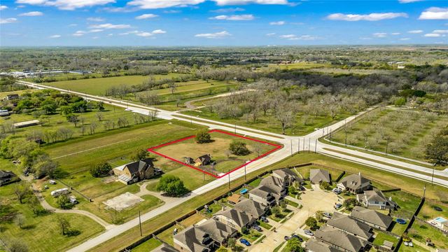 3745 Clayhead Road, Richmond, TX 77406