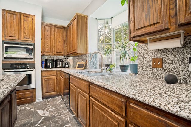 7221 Swallow Branch Lane, Plano, TX 75025