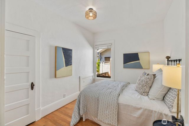 6408 Francis Avenue N, Seattle, WA 98103