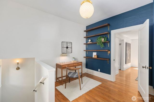 6408 Francis Avenue N, Seattle, WA 98103