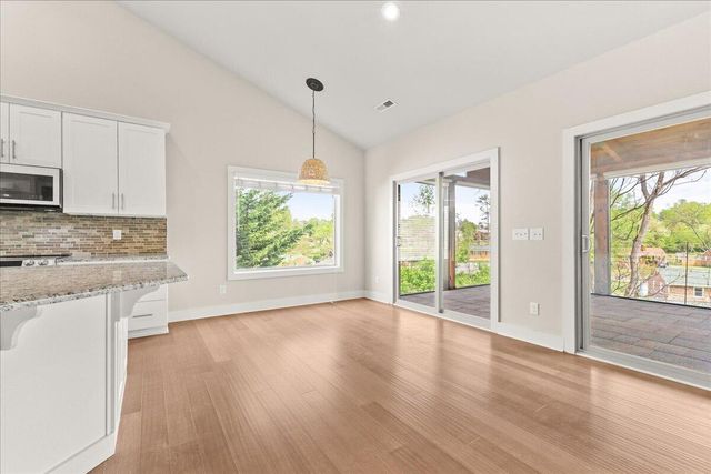 2756 Mcvitty RD, Roanoke, VA 24018