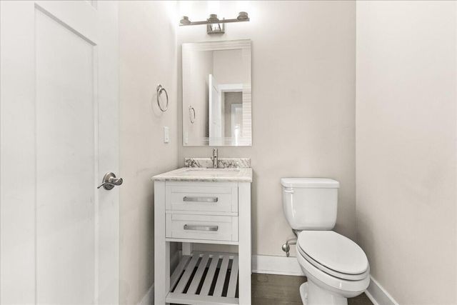 2756 Mcvitty RD, Roanoke, VA 24018