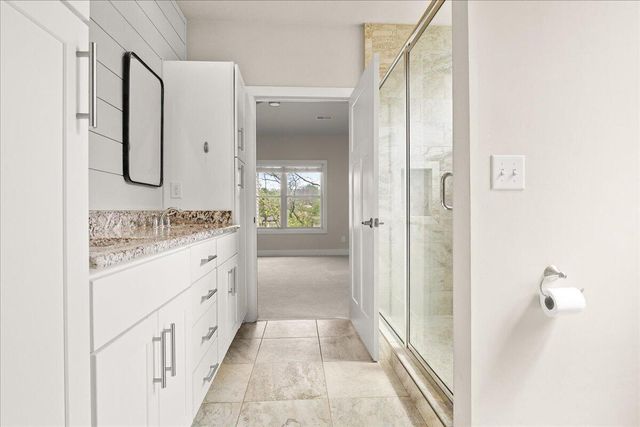 2756 Mcvitty RD, Roanoke, VA 24018
