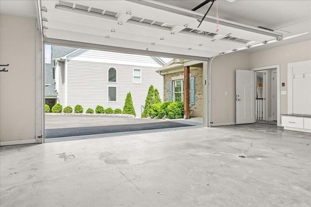 2756 Mcvitty RD, Roanoke, VA 24018