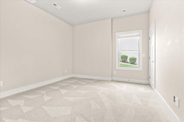2756 Mcvitty RD, Roanoke, VA 24018