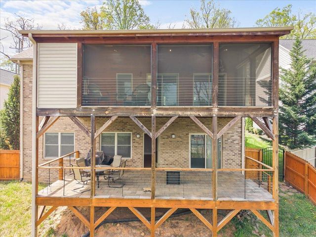2756 Mcvitty RD, Roanoke, VA 24018