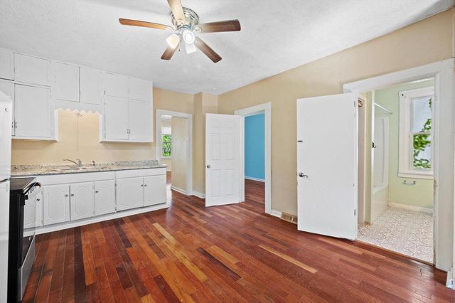 2348 16th STREET, Milwaukee, WI 53215