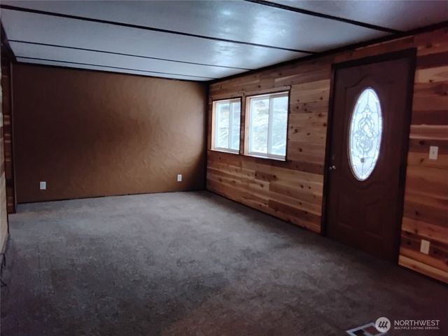 20 Round Up Road, Oroville, WA 98844