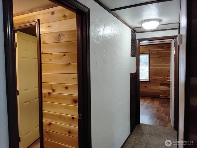 20 Round Up Road, Oroville, WA 98844