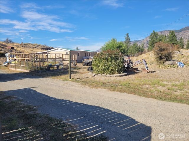 20 Round Up Road, Oroville, WA 98844