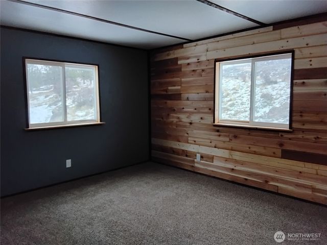 20 Round Up Road, Oroville, WA 98844