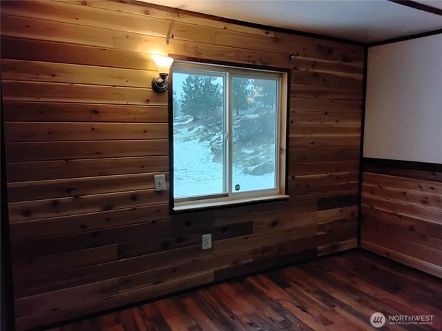 20 Round Up Road, Oroville, WA 98844