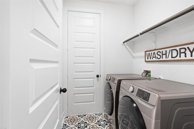 6220 Sontag DR, Austin, TX 78738