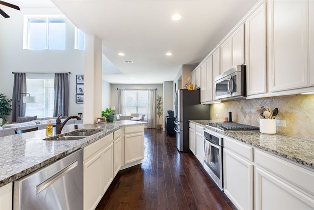 717 Rio Concho Trail, Mckinney, TX 75071