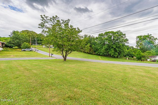 1115 Qualls Road, Kingsport, TN 37660