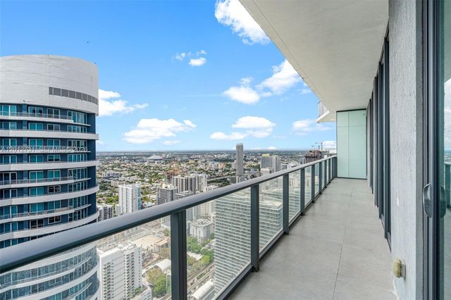 1300 S Miami Ave PH5209, Miami, FL 33130