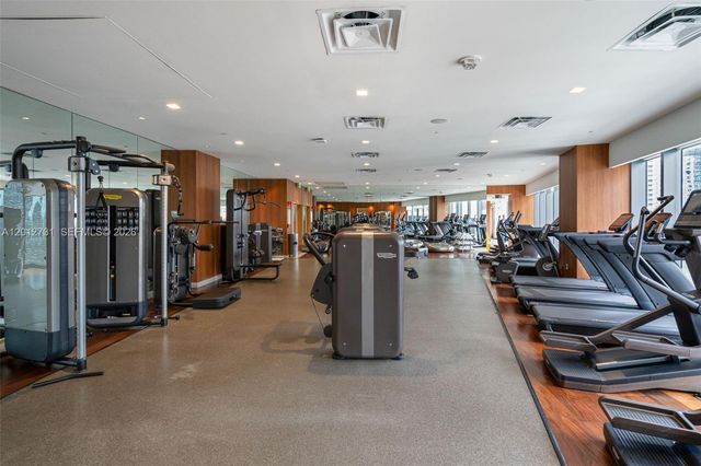 1300 S Miami Ave PH5209, Miami, FL 33130