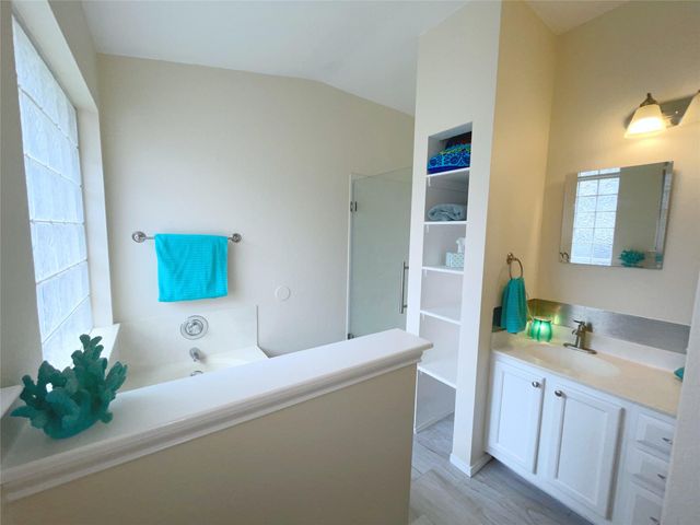 1700 Zydeco DR, Round Rock, TX 78664