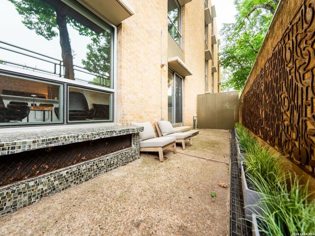 1115 S Alamo St Unit 2102, San Antonio, TX 78210