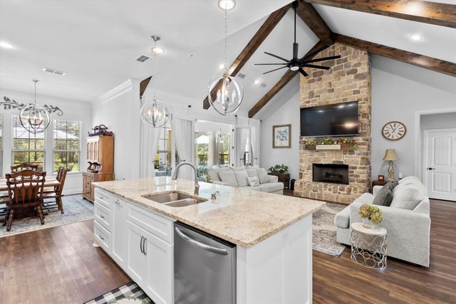 22828 Babes Landing, Lindale, TX 75771