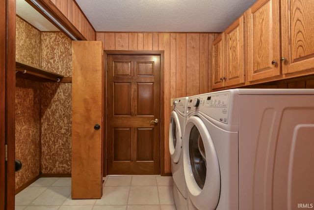 2111 S Sunday Drive, Bloomington, IN 47403