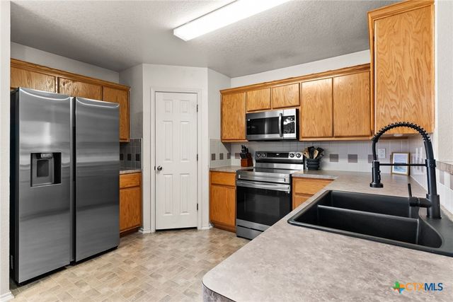 1305 Travis Circle, Copperas Cove, TX 76522