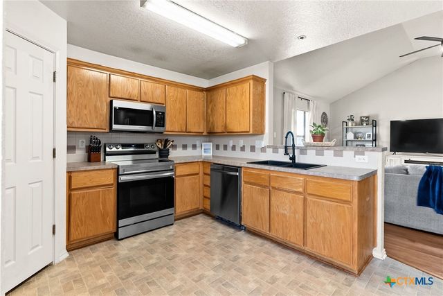 1305 Travis Circle, Copperas Cove, TX 76522