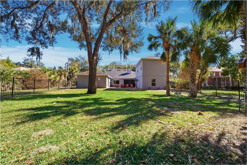 Image 4 of property listing at 2304 INDIAN MOUND TRAIL, Kissimmee, FL 34746